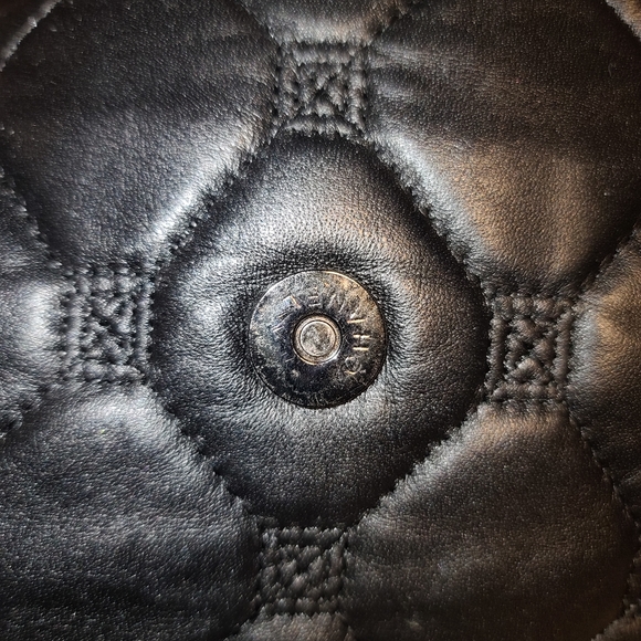 Chanel leather shoulder bag - Picture 3 of 9